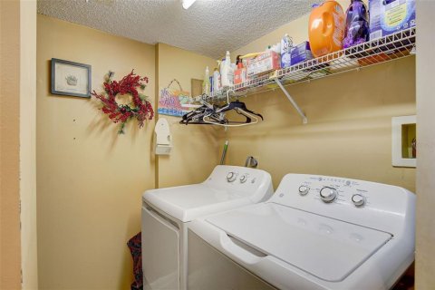 Condo in Clearwater, Florida, 2 bedrooms  № 1570539 - photo 18