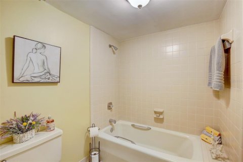 Condo in Clearwater, Florida, 2 bedrooms  № 1570539 - photo 23