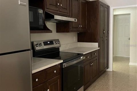 Casa en alquiler en Clearwater, Florida, 2 dormitorios, 133.78 m2 № 2110128 - foto 10
