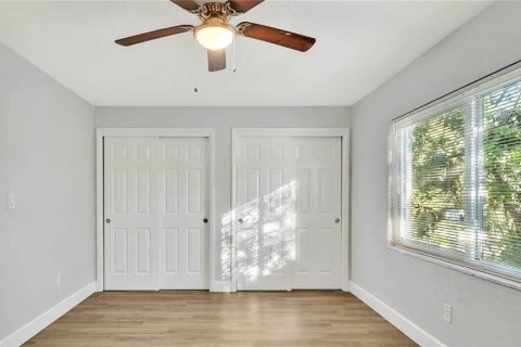 Apartment in Saint Petersburg, Florida 2 bedrooms, 92.9 sq.m. № 2106871 - photo 10
