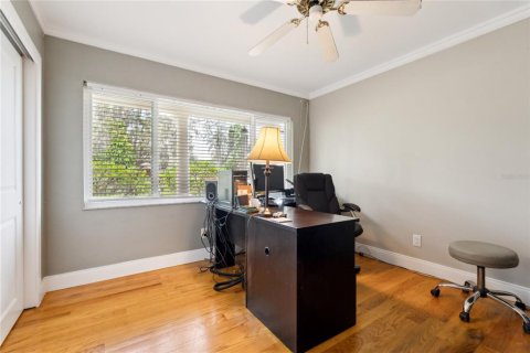 Casa en venta en Brandon, Florida, 3 dormitorios, 200.11 m2 № 1746969 - foto 28