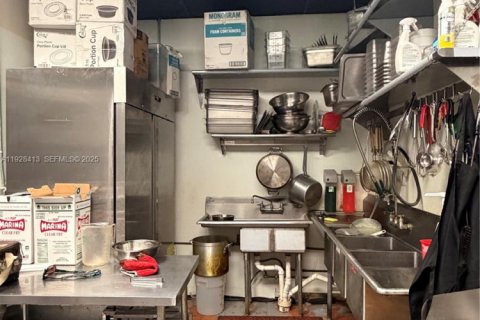 Immobilier commercial à vendre à Boynton Beach, Floride № 1987042 - photo 12