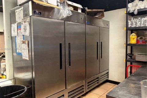 Immobilier commercial à vendre à Boynton Beach, Floride № 1987042 - photo 9