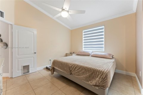 Купить виллу или дом в Пальметто-Бей, Флорида 3 спальни, 111.11м2, № 1926008 - фото 28