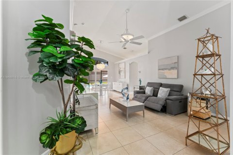 Купить виллу или дом в Пальметто-Бей, Флорида 3 спальни, 111.11м2, № 1926008 - фото 6