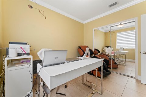 Купить виллу или дом в Пальметто-Бей, Флорида 3 спальни, 111.11м2, № 1926008 - фото 20