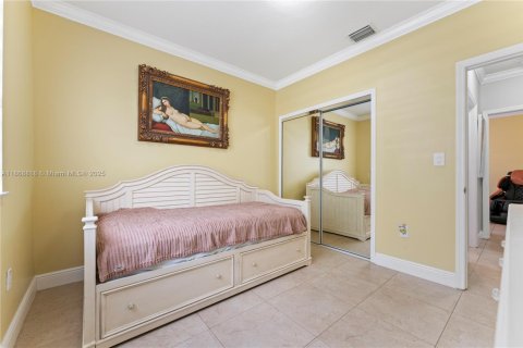 Купить виллу или дом в Пальметто-Бей, Флорида 3 спальни, 111.11м2, № 1926008 - фото 17