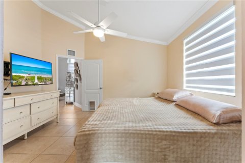 Купить виллу или дом в Пальметто-Бей, Флорида 3 спальни, 111.11м2, № 1926008 - фото 29