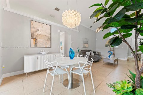 Купить виллу или дом в Пальметто-Бей, Флорида 3 спальни, 111.11м2, № 1926008 - фото 10