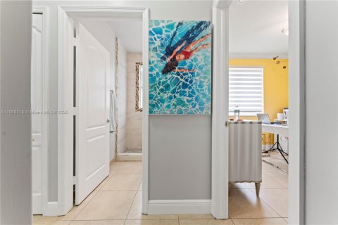 Купить виллу или дом в Пальметто-Бей, Флорида 3 спальни, 111.11м2, № 1926008 - фото 13