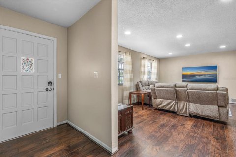 House in South Daytona, Florida 3 bedrooms, 156.73 sq.m. № 2394366 - photo 4