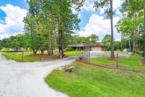 Villa ou maison à Loxahatchee Groves, Floride 4 chambres, 205.87 m2 № 2084380