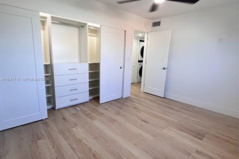 Copropriété à louer à Miami, Floride: 2 chambres, 80.45 m2 № 2004160 - photo 12