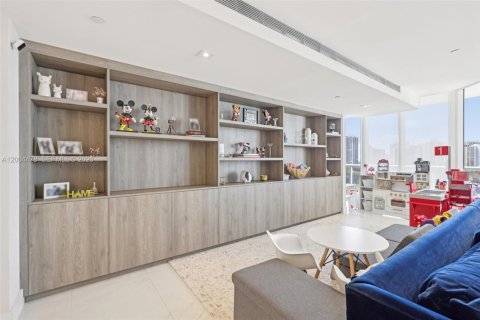 Condo in Aventura, Florida, 2 bedrooms  № 2068763 - photo 7