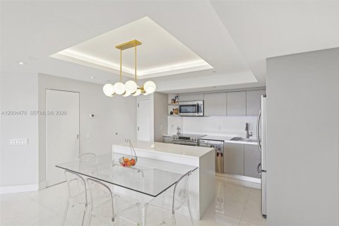 Condo in Aventura, Florida, 2 bedrooms  № 2068763 - photo 14