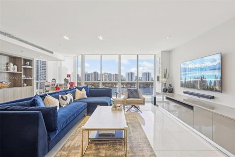 Condo in Aventura, Florida, 2 bedrooms  № 2068763 - photo 6