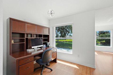 House in South Daytona, Florida 3 bedrooms, 176.79 sq.m. № 2103361 - photo 17
