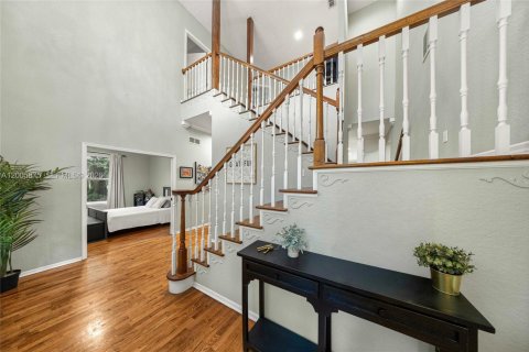 Casa en venta en Ocala, Florida, 5 dormitorios, 324.79 m2 № 2074603 - foto 5