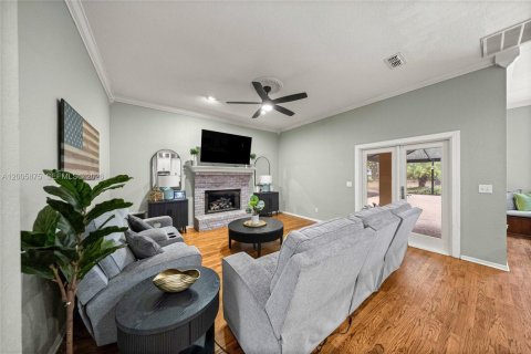 Casa en venta en Ocala, Florida, 5 dormitorios, 324.79 m2 № 2074603 - foto 12