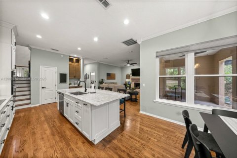 Casa en venta en Ocala, Florida, 5 dormitorios, 324.79 m2 № 2074603 - foto 8