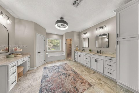 Casa en venta en Ocala, Florida, 5 dormitorios, 324.79 m2 № 2074603 - foto 25