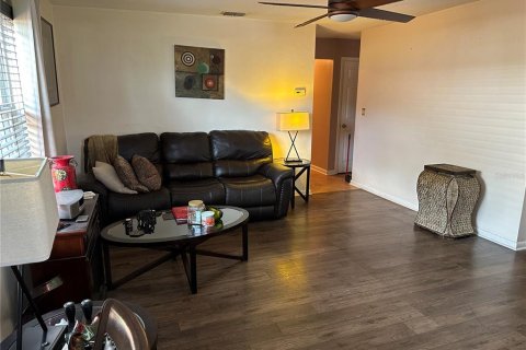 House in Lakeland, Florida 3 bedrooms, 142.7 sq.m. № 1905828 - photo 6