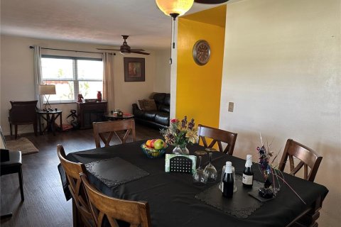 House in Lakeland, Florida 3 bedrooms, 142.7 sq.m. № 1905828 - photo 8