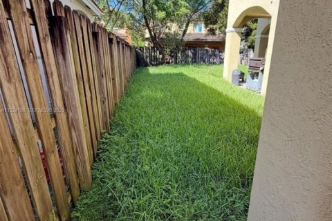 Casa en alquiler en Cutler Bay, Florida, 3 dormitorios, 197.51 m2 № 1987480 - foto 12