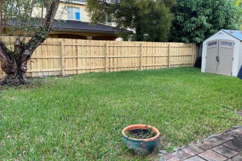 Casa en alquiler en Cutler Bay, Florida, 3 dormitorios, 197.51 m2 № 1987480 - foto 10