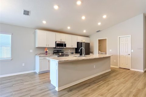 Casa en venta en Davenport, Florida, 4 dormitorios, 168.99 m2 № 2313312 - foto 18
