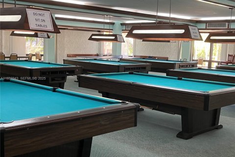 Copropriété à vendre à Pembroke Pines, Floride: 2 chambres, 99.41 m2 № 1992537 - photo 13