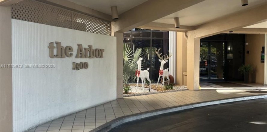 Condo à Pembroke Pines, Floride, 2 chambres  № 1992537