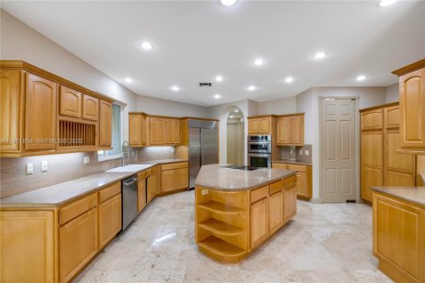 Casa en alquiler en Coral Gables, Florida, 6 dormitorios, 501.3 m2 № 2026406 - foto 14