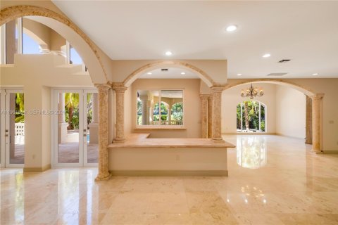 Casa en alquiler en Coral Gables, Florida, 6 dormitorios, 501.3 m2 № 2026406 - foto 10