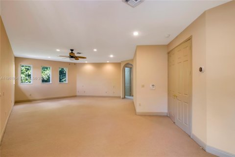 Casa en alquiler en Coral Gables, Florida, 6 dormitorios, 501.3 m2 № 2026406 - foto 26