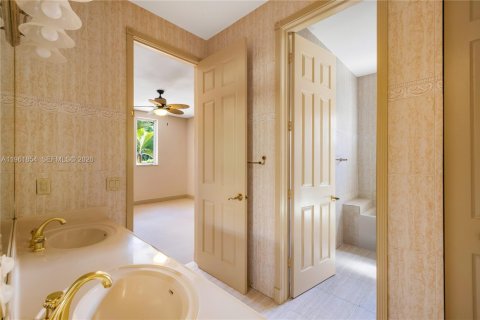 Casa en alquiler en Coral Gables, Florida, 6 dormitorios, 501.3 m2 № 2026406 - foto 17