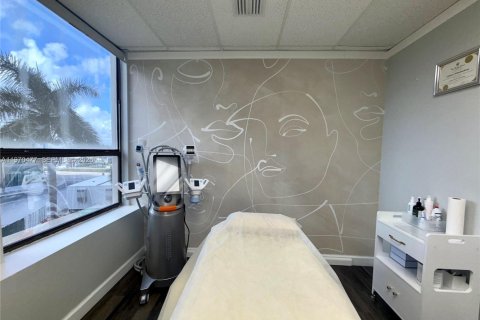 Immobilier commercial à vendre à Hallandale Beach, Floride № 2031265 - photo 5