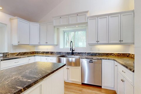 Купить виллу или дом в Нью-Смирна-Бич, Флорида 4 комнаты, 267.19м2, № 1758041 - фото 10