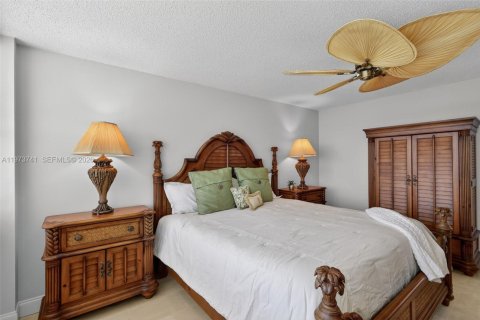Copropriété à vendre à Hallandale Beach, Floride: 3 chambres, 139.35 m2 № 2041436 - photo 24
