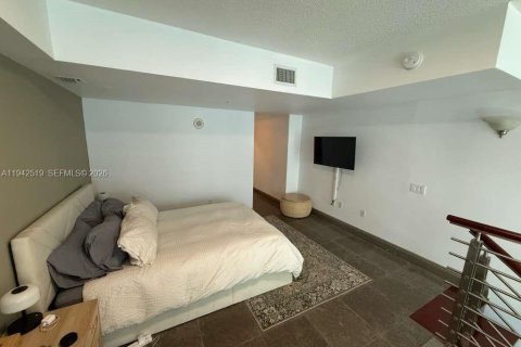 Copropriété à louer à Miami, Floride: 1 chambre, 98.29 m2 № 2000076 - photo 16