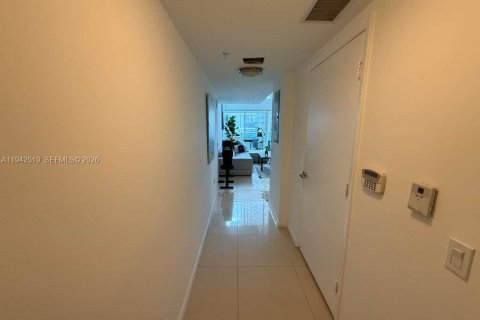Copropriété à louer à Miami, Floride: 1 chambre, 98.29 m2 № 2000076 - photo 8
