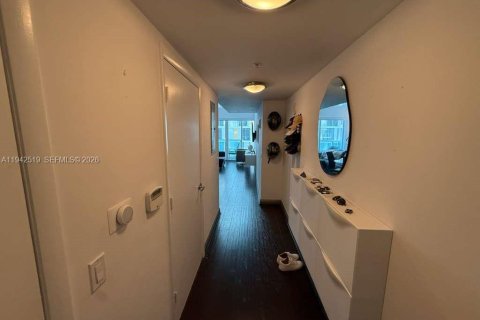 Copropriété à louer à Miami, Floride: 1 chambre, 98.29 m2 № 2000076 - photo 9