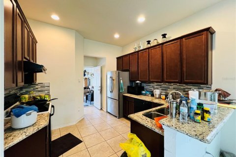 House in Orlando, Florida 4 bedrooms, 190.45 sq.m. № 1774870 - photo 7