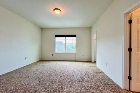 House in Orlando, Florida 4 bedrooms, 190.45 sq.m. № 1774870 - photo 17
