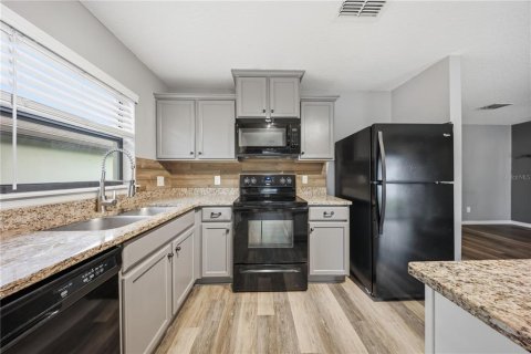 Villa ou maison à vendre à Haines City, Floride: 3 chambres, 128.02 m2 № 2420364 - photo 6
