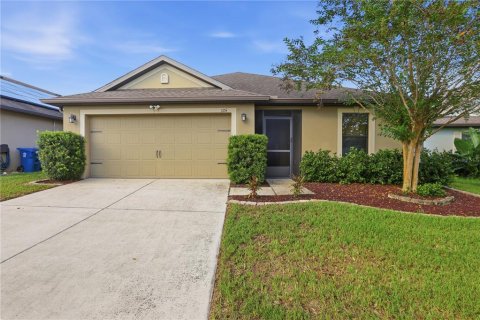 Villa ou maison à Haines City, Floride 3 chambres, 128.02 m2 № 2420364
