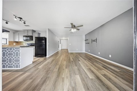 Villa ou maison à vendre à Haines City, Floride: 3 chambres, 128.02 m2 № 2420364 - photo 9
