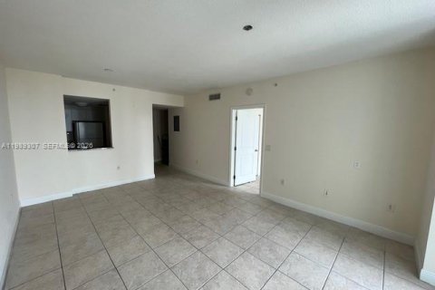 Copropriété à louer à Miami, Floride: 1 chambre, 73.95 m2 № 2051496 - photo 4