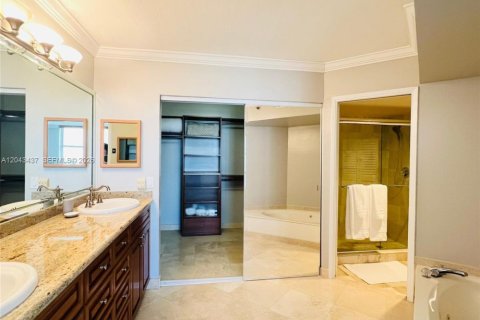 Copropriété à louer à Aventura, Floride: 2 chambres, 125.7 m2 № 2179162 - photo 14