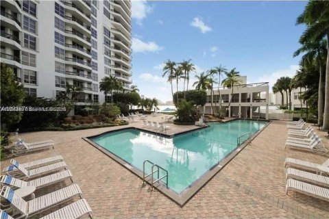 Copropriété à louer à Aventura, Floride: 2 chambres, 125.7 m2 № 2179162 - photo 21